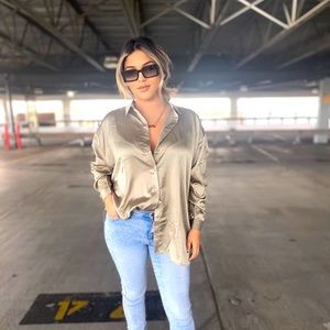 Long sleeve button up t shirt